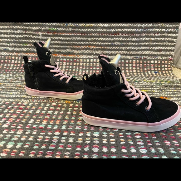 Unicorn toddler 7 high tops - Picture 3 of 9